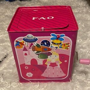 FAO Pink Castle Adventure Music Box